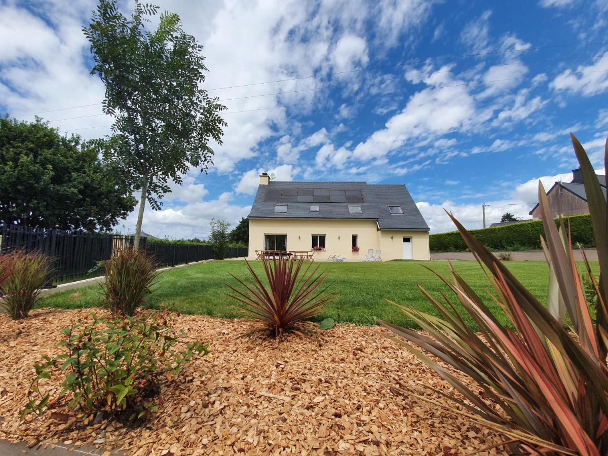 Gite Ty Rosanes Proche De La Mer Plouegat-Moysan Exterior photo